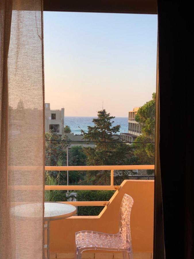 Dioni Hotel アデリアノス・カンポス エクステリア 写真